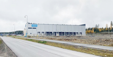PostNordin logistista verkostoa täydentävä terminaali nopeuttaa pakettien käsittelyä ja on tärkeä osa yhtiön tavoitetta olla fossiiliton vuoteen 2030 mennessä.