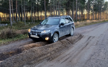 Suomen Kylät ry ja Suomen Tieyhdistys ry etsivät Suomen surkeinta kylätietä