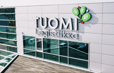 Tuomi Logistiikan liiketoiminta perustuu julkisen puolen logistiikka-, hankinta- ja henkilökuljetuspalvelujen asiantuntijuudelle.
