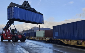 Nurminen Logisticsin kokojunia Trans-Kaspian reittiä Kazakstaniin