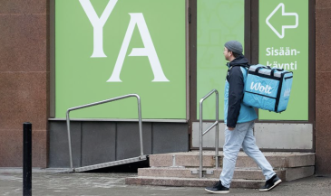 Yliopiston Apteekki aloittaa lääkkeiden pikakuljetukset Woltin kanssa