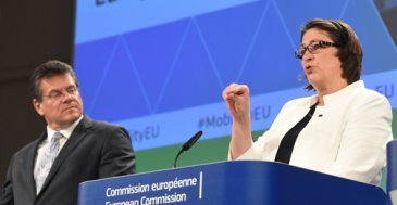 EU-komissio: Rekkojen päästöjä leikattava 15 prosenttia 7 vuodessa