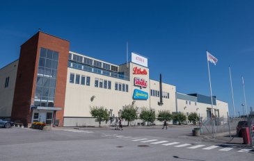 Atria investoi 23 miljoonaa euroa lihavalmisteisiin Ruotsin Sköllerstassa