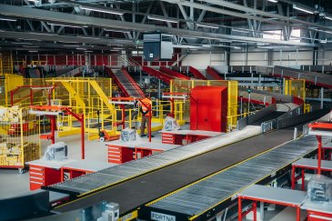 DHL Expressin jätti-investointi Helsinki-Vantaalla valmistui