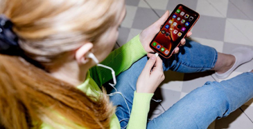 DNA:n digitutkimus: Älypuhelin Suomessa jo liki jokaisella