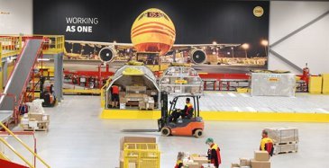 DHL Express avasi Pirkkalan terminaalin