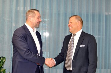 SFW:n toimitusjohtaja Tomas Harju-Jeanty ja VTT:n toimitusjohtaja Kalle Härkki. Kuva: Maarit Gratschew