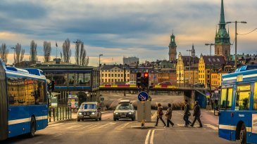 Tiemaksuasiantuntijat: Tiestön rahoituspohja murtumassa