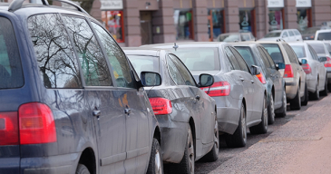 Vaikka sähköautojen määrä kasvaa noin 600 000 autoon, noin 80 prosenttia autokannasta kulkee vielä vuonna 2030 polttomoottorilla, uskoo toimitusjohtaja Pekka Rissa Autoalan Keskusliitosta.