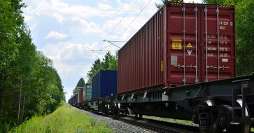 Ruotsissa tavarakuljetuksia halutaan siirtää entistä enemmän rautateille.