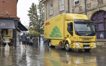 DHL:lle 44 Volvo Trucksin sähkökuorma-autoa