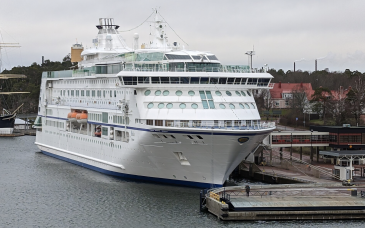 Gotlandsbolaget osti maaliskuussa 2023 M/S Birka Stockholmin 38 miljoonan euron kauppahinnalla, ja nyt on sovittu, että 50 prosenttia aluksesta myydään Viking Linelle 19 miljoonalla eurolla.