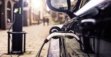 Tutkimus: Ilmasto-olosuhteet vaikuttavat sähköautojen latausratkaisuihin