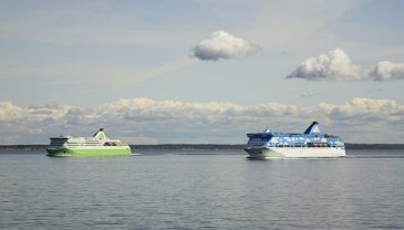 Viikolla 8 Helsingin sataman kautta Suomeen saapui 11 968 henkilöä.