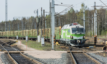 VR hakee logistiikkaansa kasvua uusilta toimialoilta