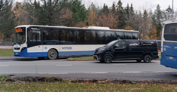 Tampereen Hervannassa testataan robottiautoja osana julkista liikennettä