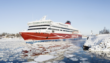 Viking Linen M/s Viking XPRS siirtyy Suomen lipun alle