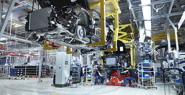 Arkistokuva Valmet Automotiven tehtaalta.