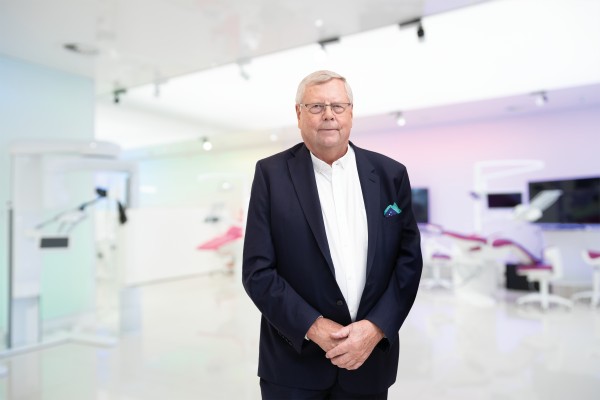 Planmeca Groupin perustaja ja toimitusjohtaja Heikki Kyöstilä. 