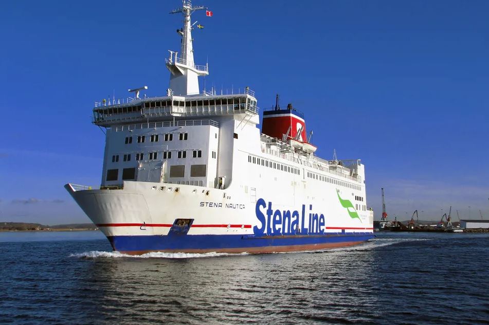 Stena Nautica  korvaa Långnäsin ja Naantalin välisellä reitillä vuonna 1972 valmistuneen Fjärdvägenin. Kuva Stena Line